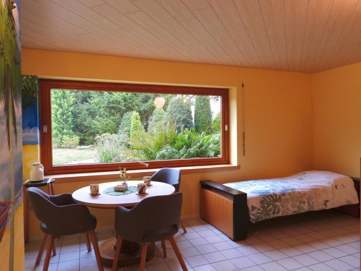 Ferienwohnung Gartenblick Remchingen Ngoại thất bức ảnh
